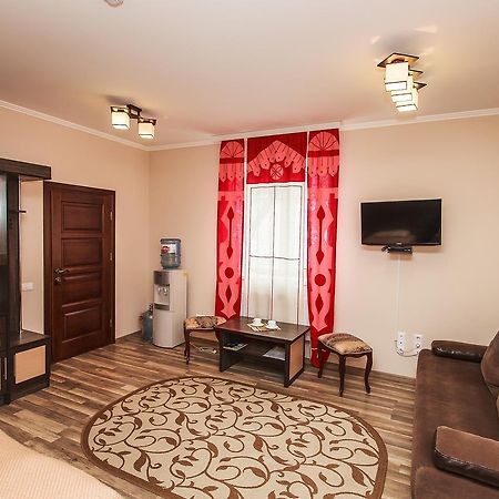 Slavyanskaya Hata Hotel Baranavičy Exteriér fotografie