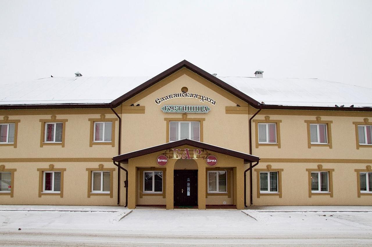 Slavyanskaya Hata Hotel Baranavičy Exteriér fotografie
